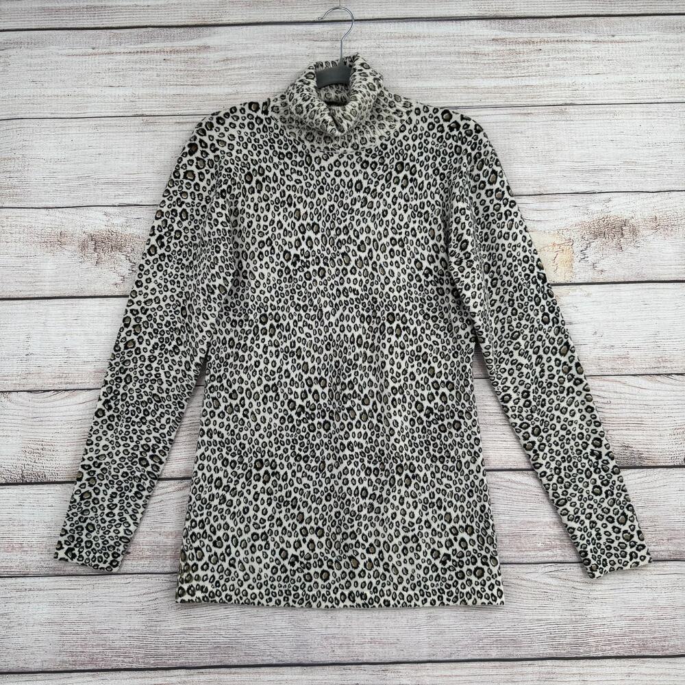 Obermeyer Wool Blend Animal Print Turtleneck Sweater Womens Large White‎ Black